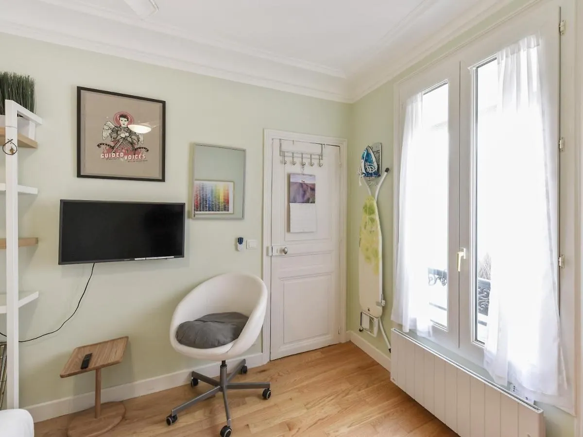 شقة Bright T2 In The Center Of Paris With View Of The Eiffel Tower - Welkeys